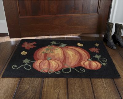 Hooked Pumpkin Mat