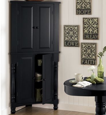 Corner Pantry