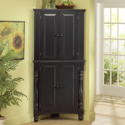 Corner Pantry
