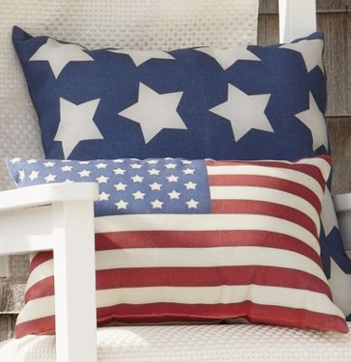 white stars pillow