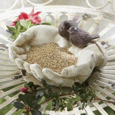 handy birdfeeder