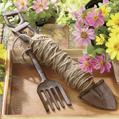garden tool planting guide