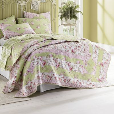 country cottage oversized reversible quilt