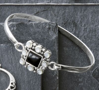 Bracelet Black Onyx And Mother Of Pearl Bangle