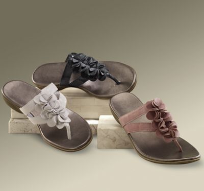dusk rio thong by clarks bendables