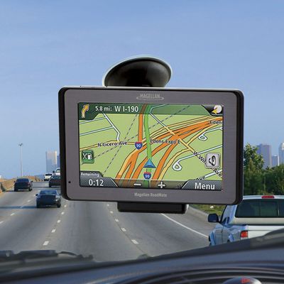 5 touchscreen traveler gps by magellan