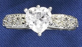Ring White Topaz Heart