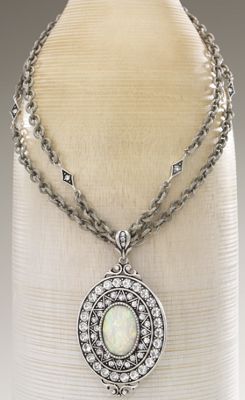 vintage silvertone necklace