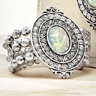 vintage silvertone stretch bracelet