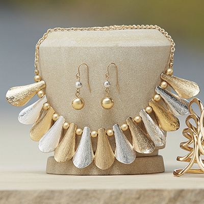 petal necklace and earring set