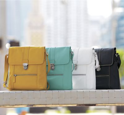 leather travel bag