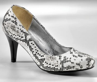 snake print pump by monroe an main