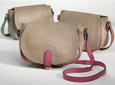 contrast saddle bag