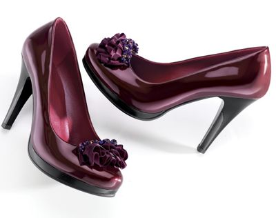 Beaded Ruffle Pump