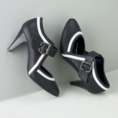Spectator Shoe By Monroe And Main
