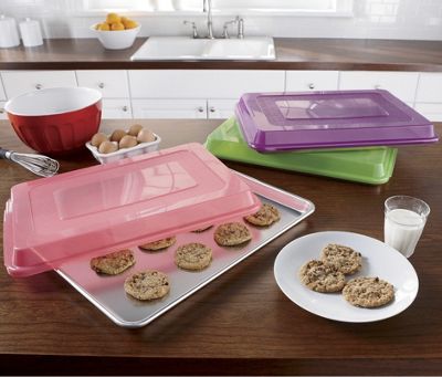 Nordic Ware Bakers Half Sheet with Lid