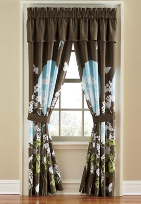 valance and panel pair 23