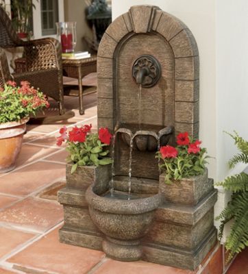 Fountain W  Planters