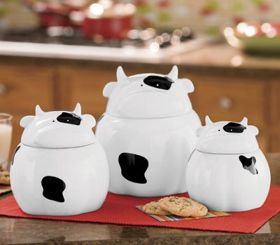 S3 Pink Pig Canister Set
