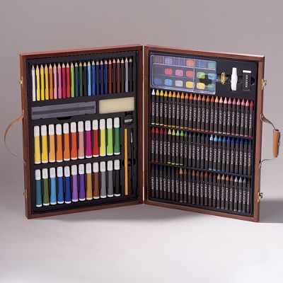 153 pc art set