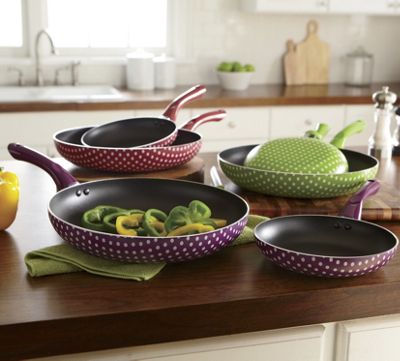set of 2 nonstick polka dot frying pans