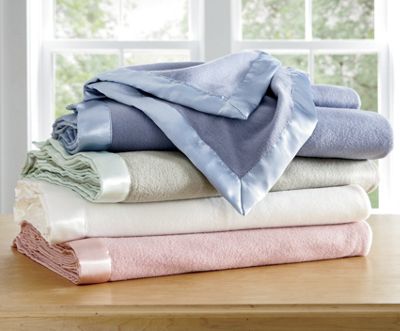 Blanket Satin Trimmed Fleece