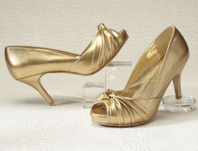 Classique Pump Gathered Knot
