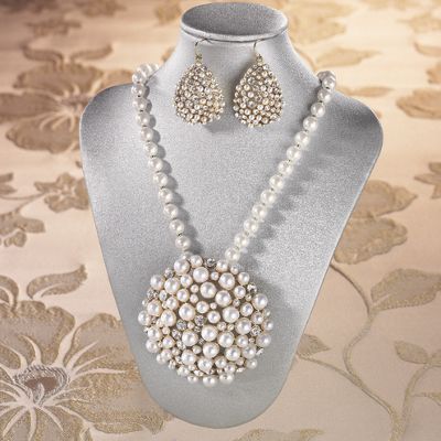 Teardrop Earrings Faux Pearl Cluster