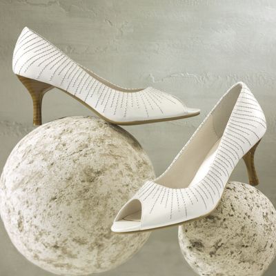 Top Stitch Pump By Midnight Velvet