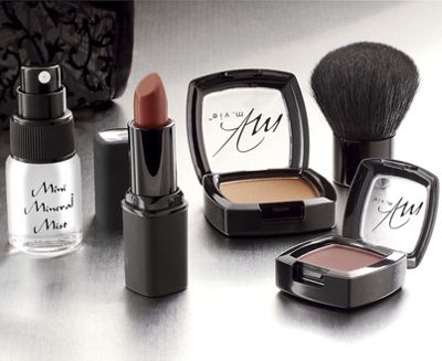 M Vie Cosmetic Starter Kit