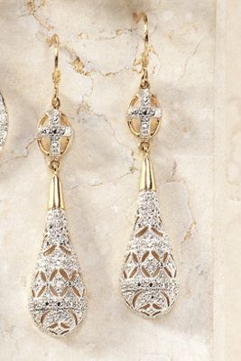 Diamond Teardrop Vintage Wire Earrings