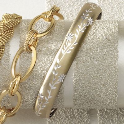 diamond cut flex bangle