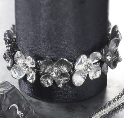 Floral Stretch Bracelet