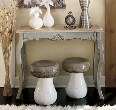 Laurette Distressed...