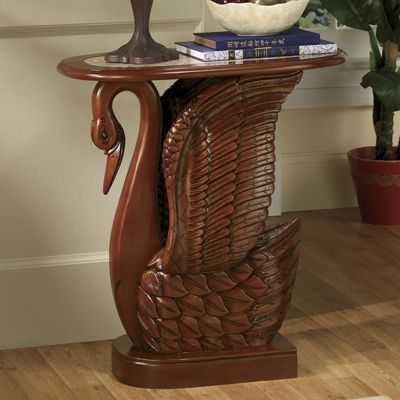Mesa de cisne, cubierta de m�rmol