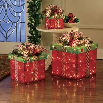 3 Piece Lighted Present Decoration Set