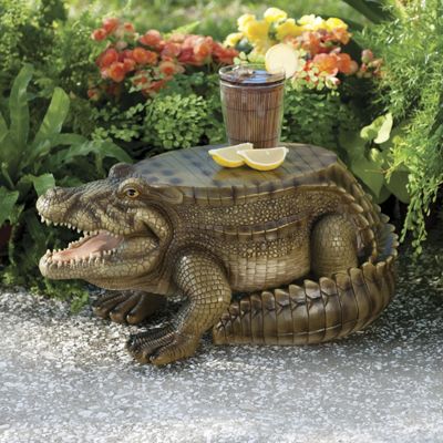 Alligator Table