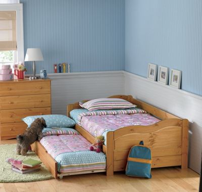 Solid Pine Daybed Trundle Bed