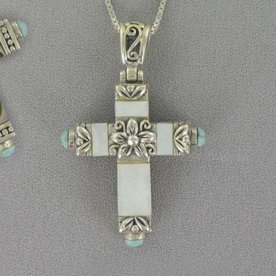 Cross Pendant Sterling Silver Mother of Pearl Z