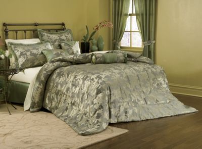 Asian Floral Bedding...