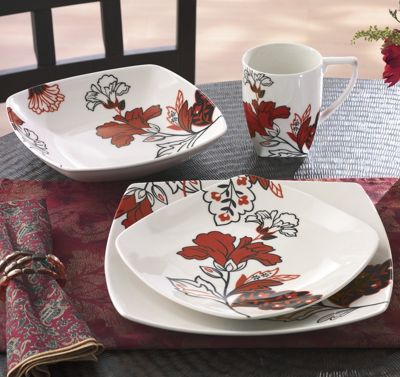 16 Piece Velvet Bouquet Dinnerware Set