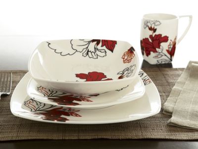16 Piece Velvet Bouquet Dinnerware Set