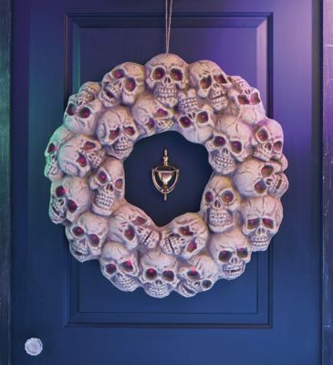 Large Skull Wreath