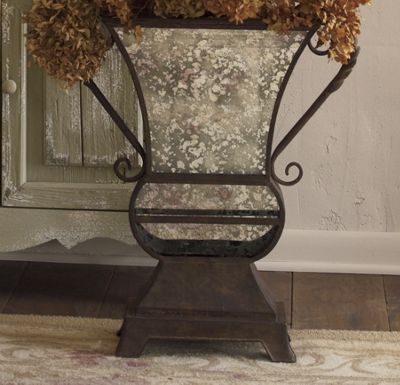 Regency Distressed Urn