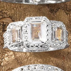 Emerald cut Stone Ring