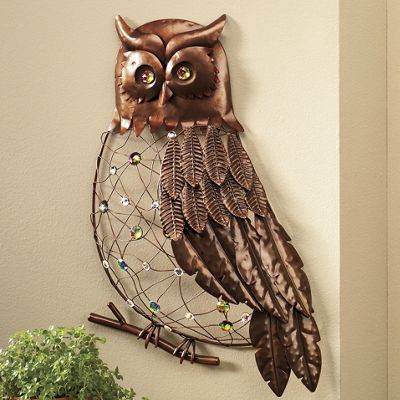 the watchful wizened owl