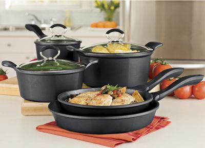 Ginnys Brand 8 pc Cookware Set