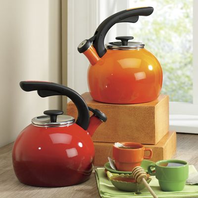 Rachael Ray 2 qt Teakettle