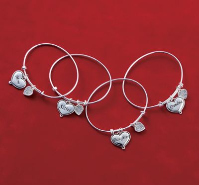 Family Heart Bangle