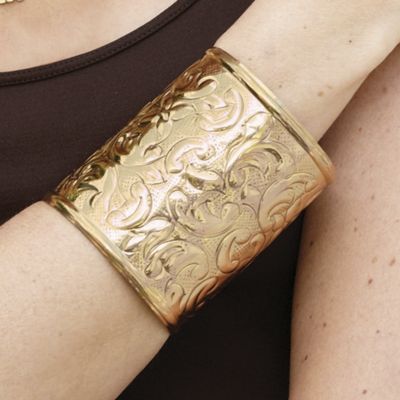 swirl embossed cuff